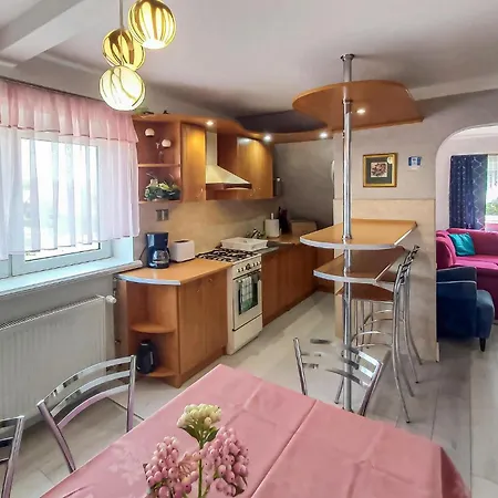 Lägenhet 2 Bedroom In *