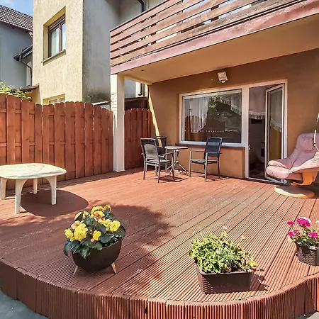 2 Bedroom Nice Apartment In Kolobrzeg * Колобжег