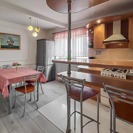 2 Bedroom In Lägenhet